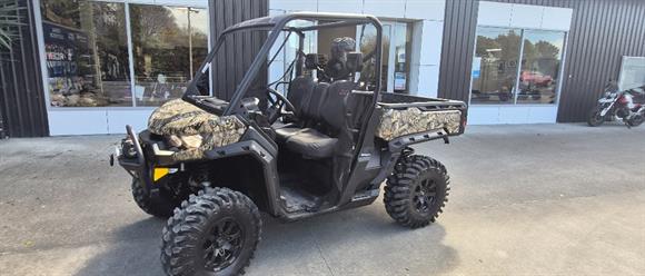 2023 Can-Am Defender