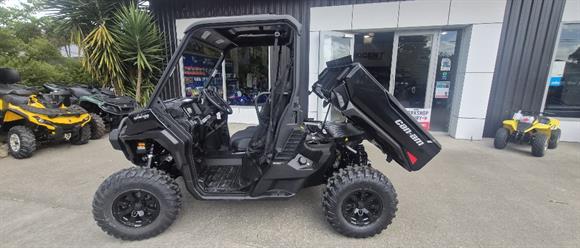New Can-Am Defender