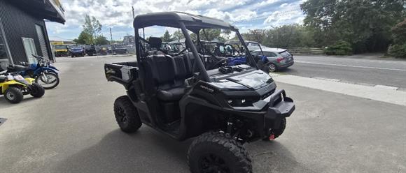 New Can-Am Defender