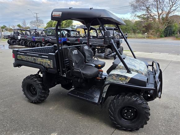 2011 John Deere Gator 825 XUV