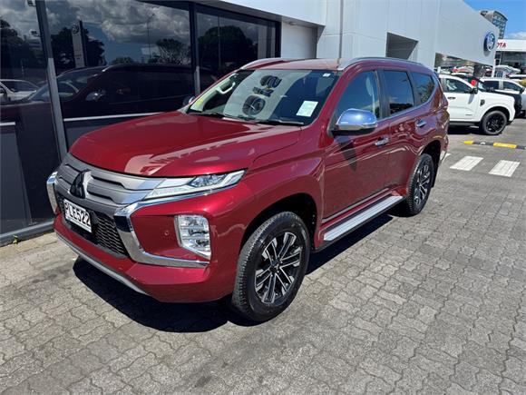 Mitsubishi Pajero VRX 2.4D 4WD 2023