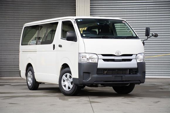 Toyota Hiace 2019