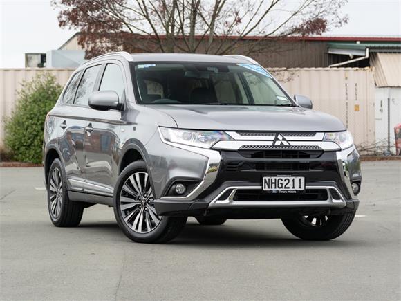 Mitsubishi Outlander LS 2.4L 4WD 2021