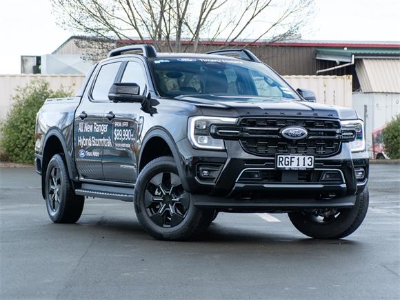 Ford Ranger Stormtrak Hybrid 2025