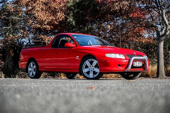 Holden Commodore S Ute 5.7L V8 2002